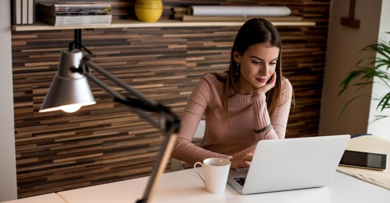 Vagas em cursos grátis pelo Senai
